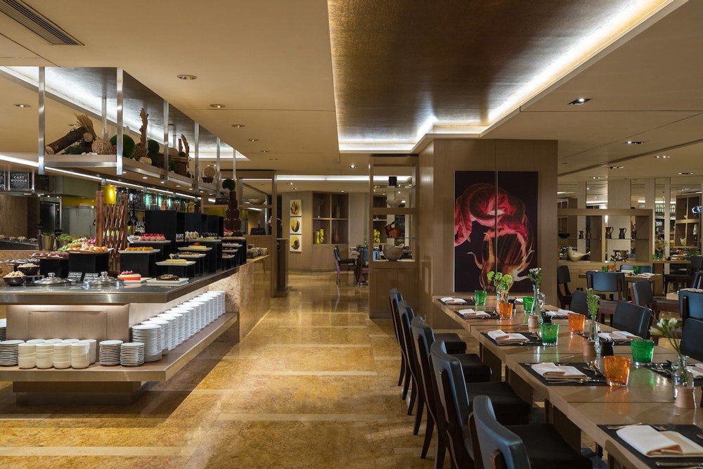 Cafe Renaissance interior dining room