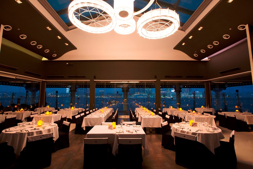 Watermark restaurant interior dining room with sea view